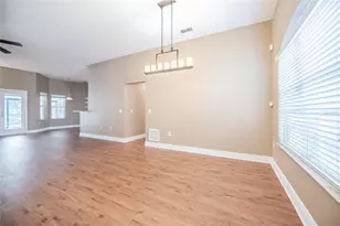 2933 Blackwater Oaks Dr, Mulberry, FL 33860 - Photo 9