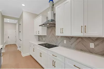 5390 Clubhouse Hills Lane, Lakeland, FL 33812 - Photo 9