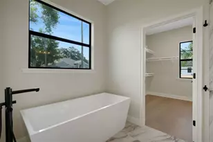 5390 Clubhouse Hills Ln, Lakeland, FL 33812 - Photo 37