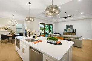 5390 Clubhouse Hills Ln, Lakeland, FL 33812 - Photo 17