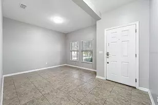 1401 Parker Den Dr, Ruskin, FL 33570 - Photo 9