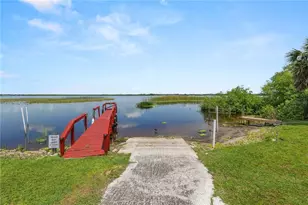 7102 Fairview Village Cir, Winter Haven, FL 33881 - Photo 17