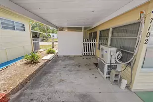 7102 Fairview Village Cir, Winter Haven, FL 33881 - Photo 15