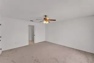 8904 Carrolwood Dr, Lakeland, FL 33810 - Photo 37