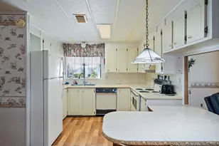 6731 Canterbury Dr NE, Winter Haven, FL 33881 - Photo 17