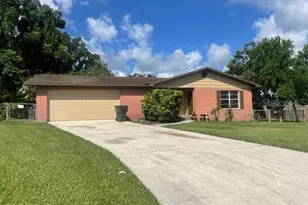 4923 Celia Cir W, Lakeland, FL 33813 - Photo 1