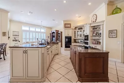 645 Whisper Woods Drive, Lakeland, FL 33813 - Photo 9