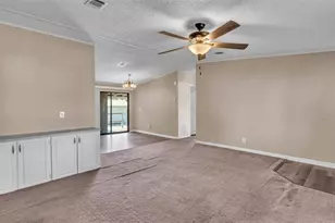 15 Cactus Cir E, Winter Haven, FL 33880 - Photo 9