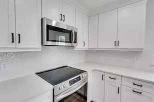 1242 Dorothy St, Lakeland, FL 33815 - Photo 11