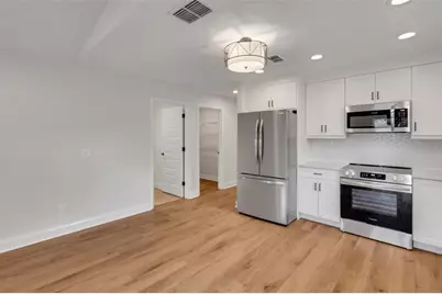 1246 Dorothy Street, Lakeland, FL 33815 - Photo 9