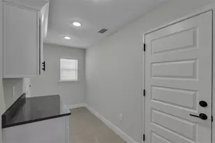 1246 Dorothy St, Lakeland, FL 33815 - Photo 9