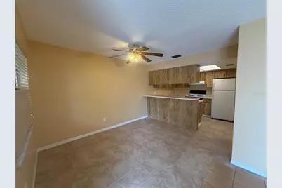 3144 Bloomingdale Villas Court, Brandon, FL 33511 - Photo 5