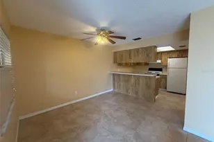3144 Bloomingdale Villas Ct, Brandon, FL 33511 - Photo 5