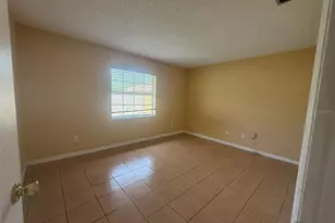 3144 Bloomingdale Villas Ct, Brandon, FL 33511 - Photo 13