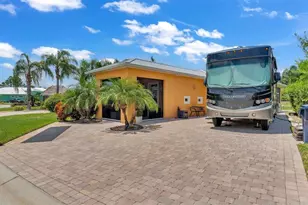 3261 Fish Hawk Dr, Polk City, FL 33868 - Photo 13