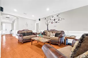 1201 Lavender Jewel Ct, Plant City, FL 33563 - Photo 7