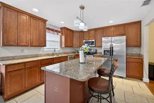 1922 Matthew Ct, Lakeland, FL 33813 - Photo 7