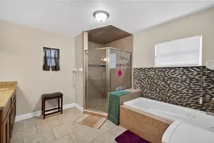 1922 Matthew Ct, Lakeland, FL 33813 - Photo 13