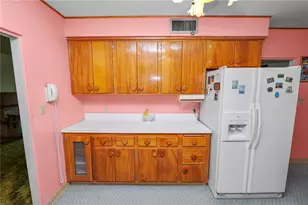 111 E Orange St, Davenport, FL 33837 - Photo 13