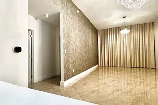 600 NE 27th St, Miami, FL 33137 - Photo 11