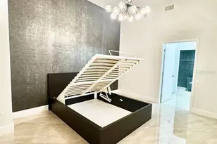 600 NE 27th St, Miami, FL 33137 - Photo 17