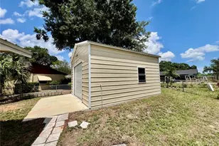 355 Pico Ct, Lakeland, FL 33809 - Photo 17