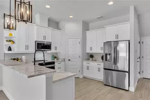 1170 Windjammer Dr, Lakeland, FL 33803 - Photo 15