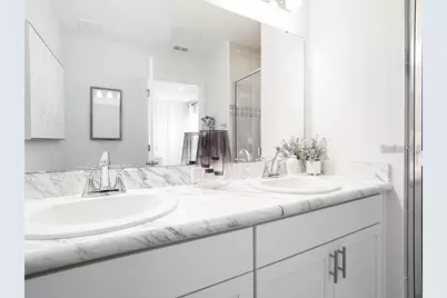 2750 Walden Town Circle, Plant City, FL 33566 - Photo 13