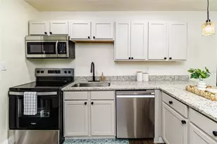 2711 Crutchfield Rd, Lakeland, FL 33805 - Photo 9