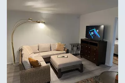 1100 Martinique Drive #203, Winter Haven, FL 33884 - Photo 3