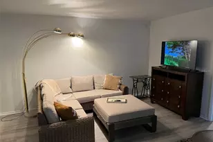 1100 Martinique Dr, Winter Haven, FL 33884 - Photo 3