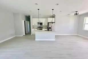 1683 SW 3rd St, Ocala, FL 34471 - Photo 9