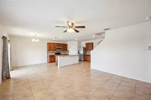2062 Blue Highlands Dr, Lakeland, FL 33811 - Photo 13