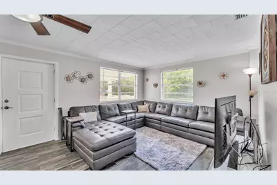 4818 Huron Street, Zephyrhills, FL 33541 - Photo 17