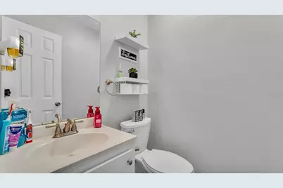 4818 Huron Street, Zephyrhills, FL 33541 - Photo 35