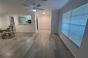 2362 Delrose Dr E, Lakeland, FL 33805 - Photo 3