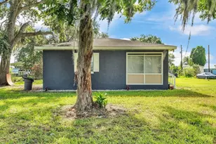 1050 Reynolds Rd, Lakeland, FL 33801 - Photo 3