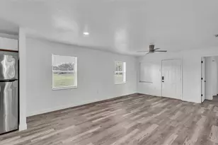 1050 Reynolds Rd, Lakeland, FL 33801 - Photo 7