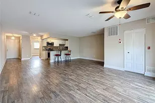 5980 80th St N, Saint Petersburg, FL 33709 - Photo 3