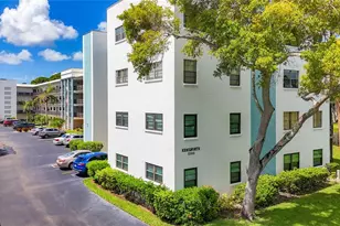 5980 80th St N, Saint Petersburg, FL 33709 - Photo 7