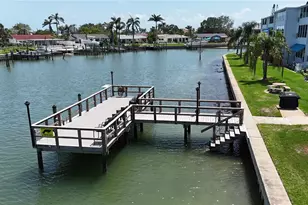 1893 Shore Dr S, South Pasadena, FL 33707 - Photo 17