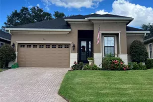 961 Christina Chase Dr, Lakeland, FL 33813 - Photo 1