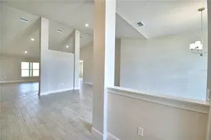 5298 Tennessee Rdg Ct, Auburndale, FL 33823 - Photo 7