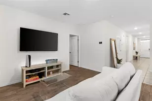 1405 Kissimmee Dr, Kissimmee, FL 34759 - Photo 13