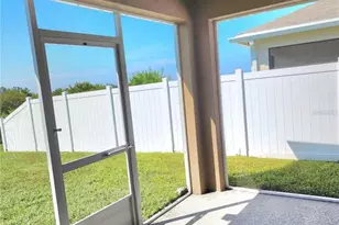 2795 Grandbury Grove Rd, Lakeland, FL 33811 - Photo 15