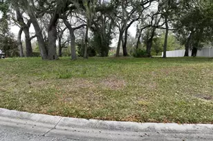 5142 Lake Deeson Woods Ct, Lakeland, FL 33805 - Photo 9