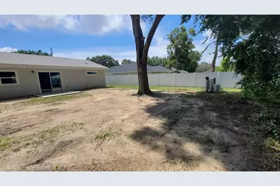 13572 SE 102nd Court, Belleview, FL 34420 - Photo 3