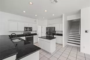 3504 Kilmer Dr, Plant City, FL 33566 - Photo 11