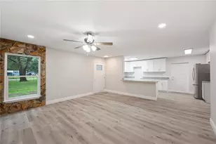 4215 Glenoak Dr N, Lakeland, FL 33810 - Photo 5