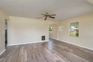 202 Central Ave, Frostproof, FL 33843 - Photo 5